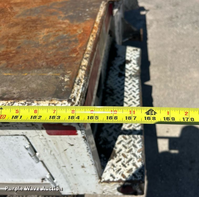 image for item EK2919 2006 Chevrolet C7500 utility / service truck