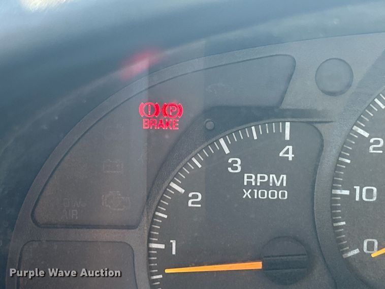 image for item EK2919 2006 Chevrolet C7500 utility / service truck