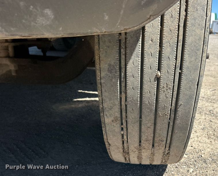 image for item EK2919 2006 Chevrolet C7500 utility / service truck