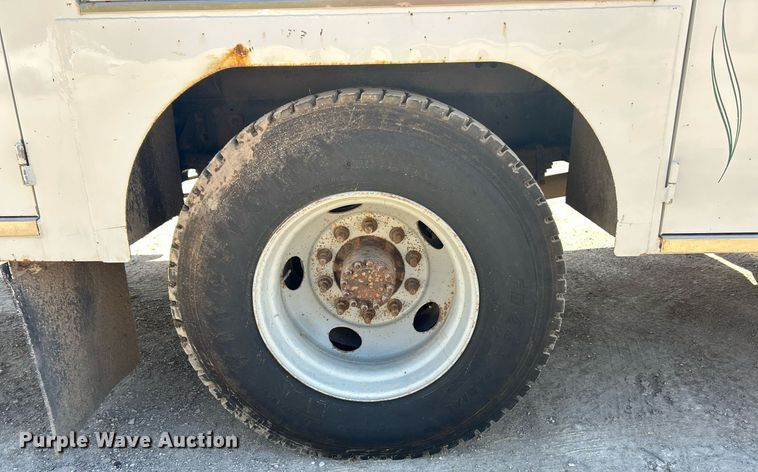 image for item EK2919 2006 Chevrolet C7500 utility / service truck