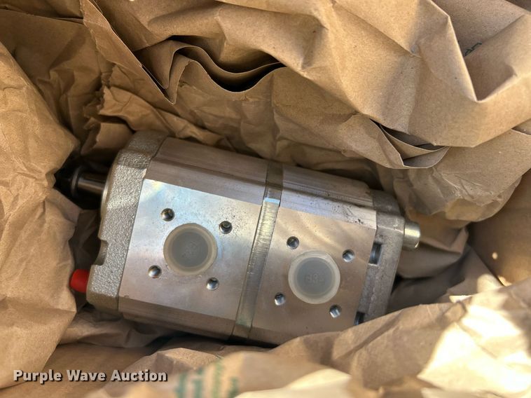 image for item EK2921 2006 Terex Fuchs MHL 320 wheeled excavator