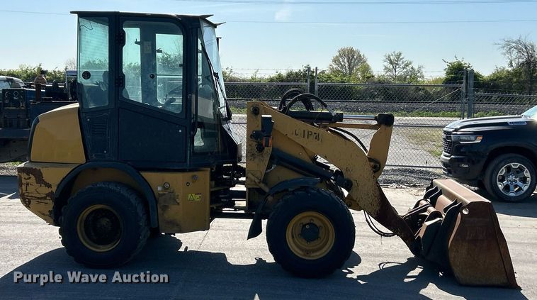 image for item EK2922 2011 Caterpillar 904H compact wheel loader