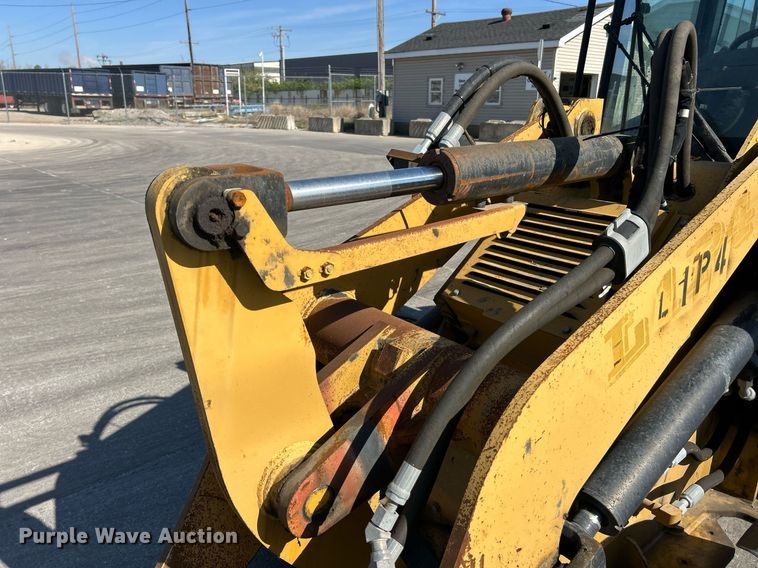 image for item EK2922 2011 Caterpillar 904H compact wheel loader