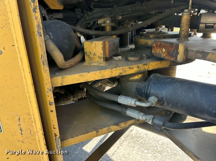 image for item EK2922 2011 Caterpillar 904H compact wheel loader