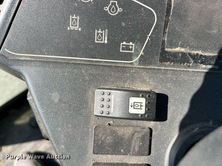 image for item EK2922 2011 Caterpillar 904H compact wheel loader