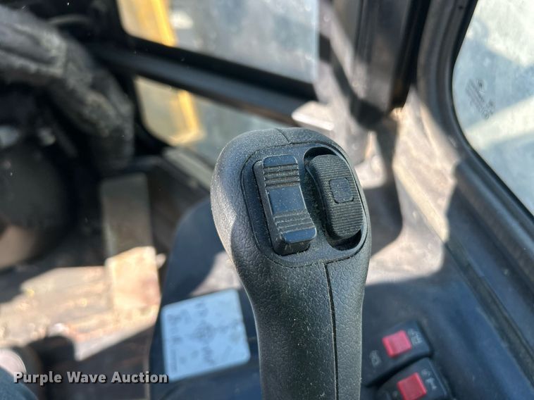 image for item EK2922 2011 Caterpillar 904H compact wheel loader