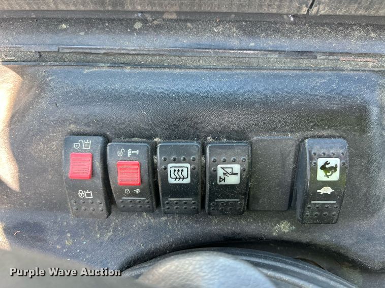 image for item EK2922 2011 Caterpillar 904H compact wheel loader