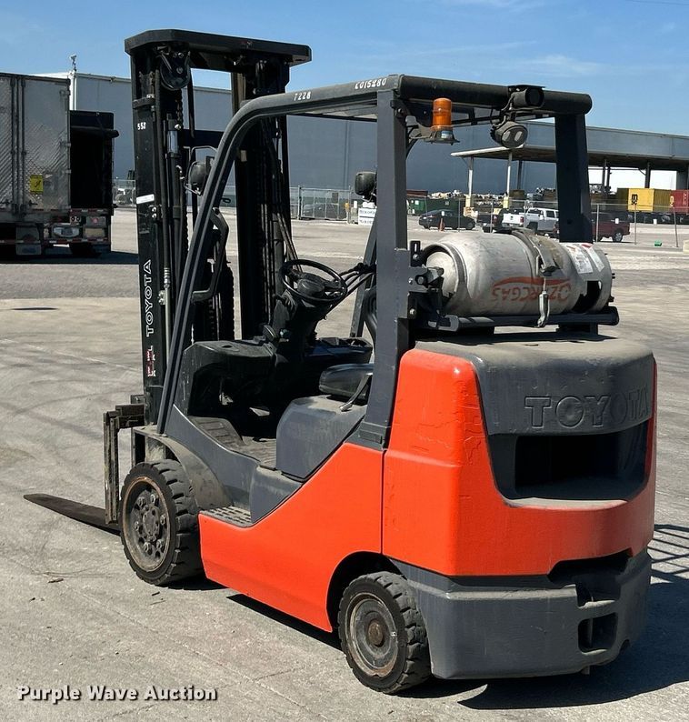 image for item EK2923 Toyota 8FGU30 forklift