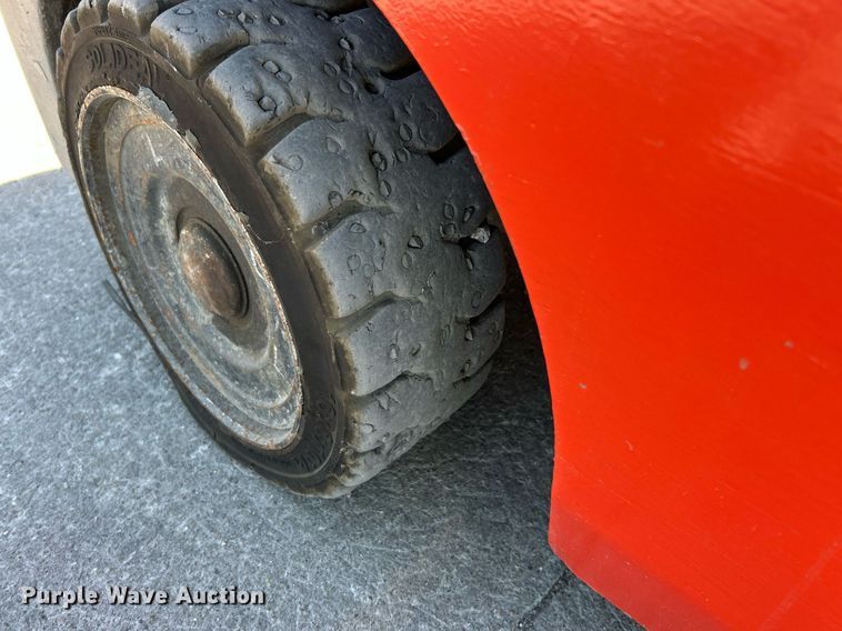 image for item EK2923 Toyota 8FGU30 forklift