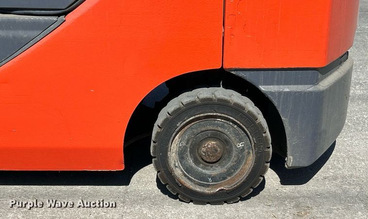 image for item EK2923 Toyota 8FGU30 forklift