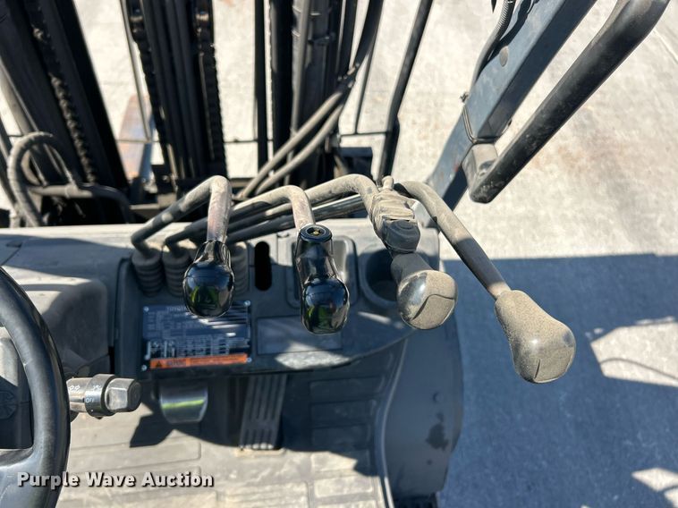 image for item EK2924 Toyota 8FGU30 forklift