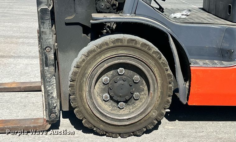 image for item EK2924 Toyota 8FGU30 forklift