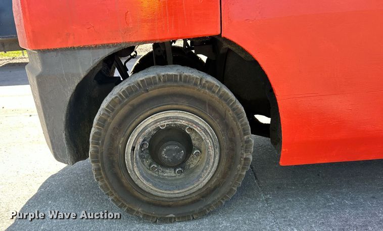 image for item EK2924 Toyota 8FGU30 forklift