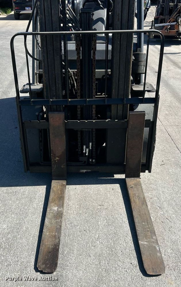 image for item EK2926 Toyota 8FGU30 forklift