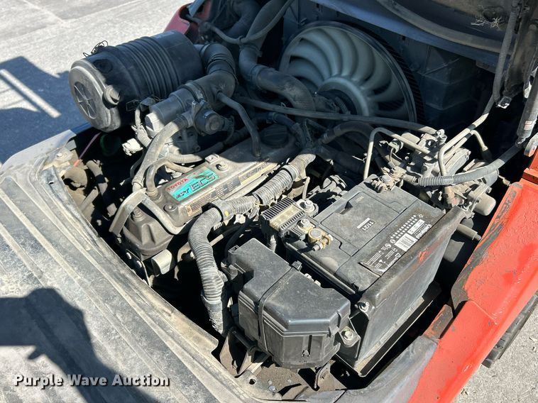 image for item EK2926 Toyota 8FGU30 forklift