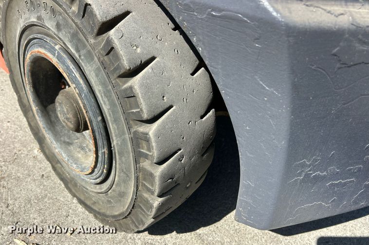 image for item EK2926 Toyota 8FGU30 forklift