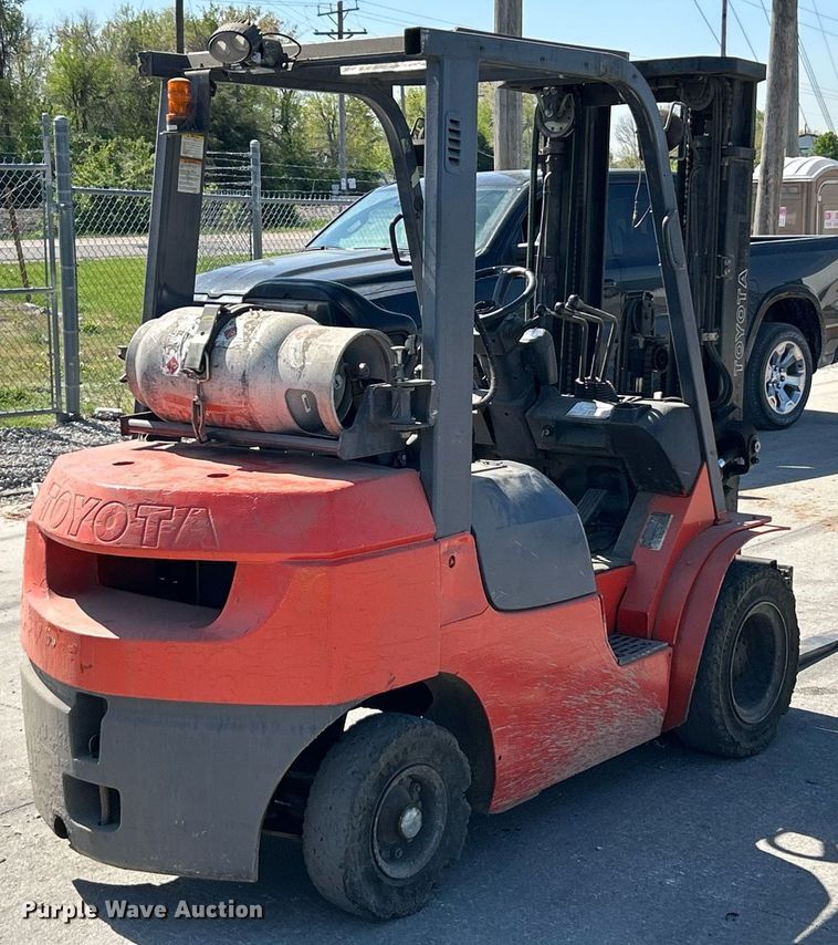 image for item EK2927 Toyota 7FGU25 forklift