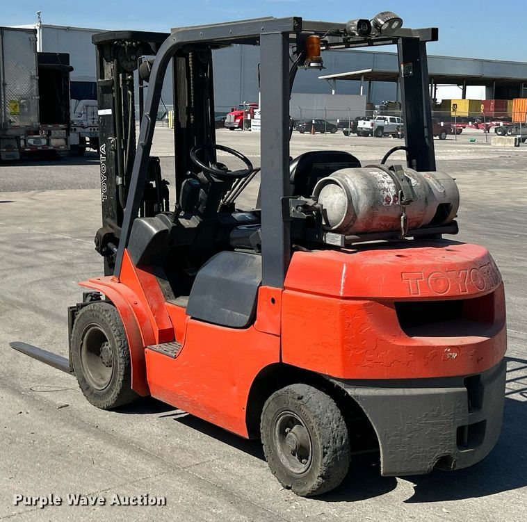 image for item EK2927 Toyota 7FGU25 forklift