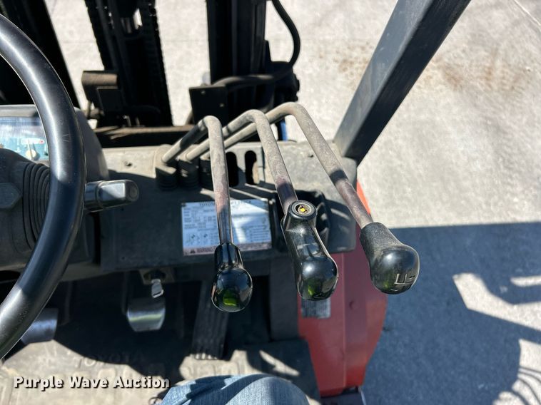 image for item EK2927 Toyota 7FGU25 forklift