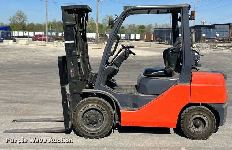 image for item EK2929 Toyota 8FGU30 forklift