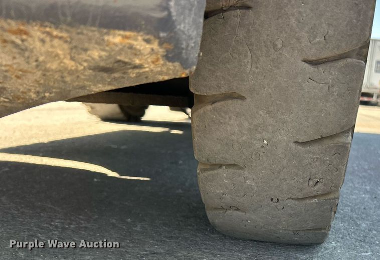 image for item EK2929 Toyota 8FGU30 forklift