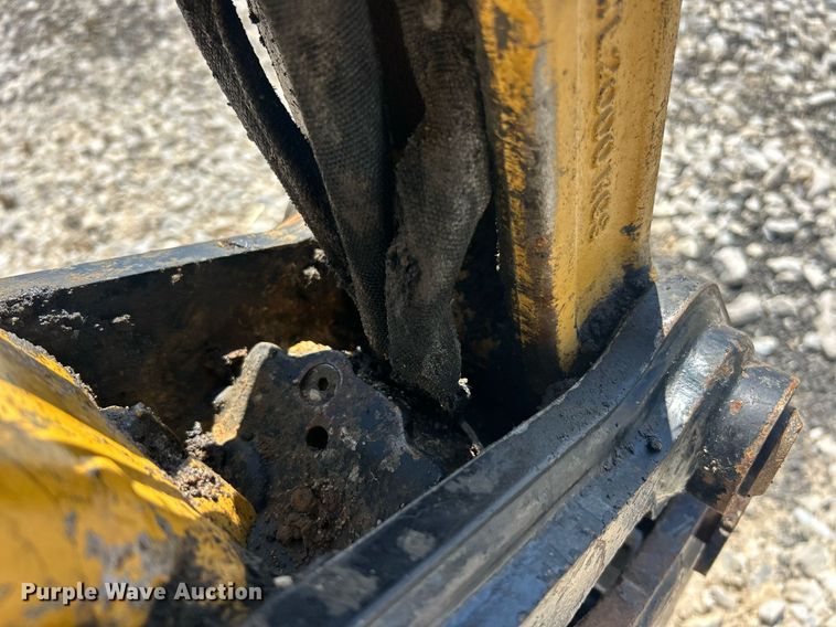 image for item EK2930 2020 Caterpillar 303.5 CR mini excavator