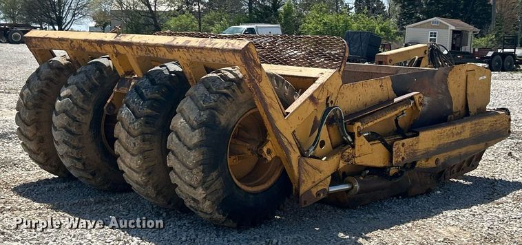 image for item EK2931 1999 Reynolds 14CS scraper