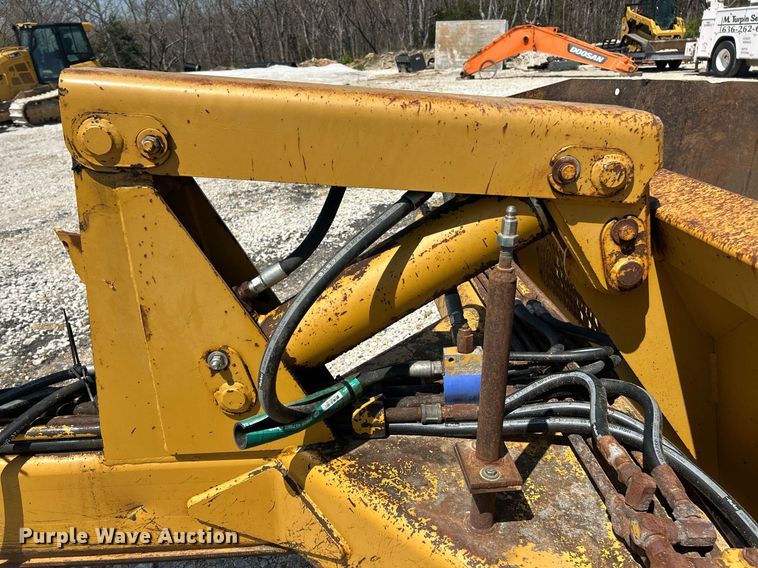 image for item EK2931 1999 Reynolds 14CS scraper