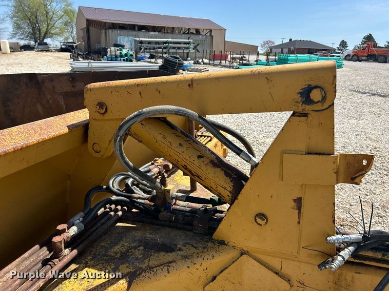 image for item EK2931 1999 Reynolds 14CS scraper