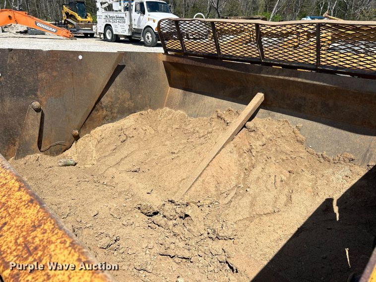 image for item EK2931 1999 Reynolds 14CS scraper