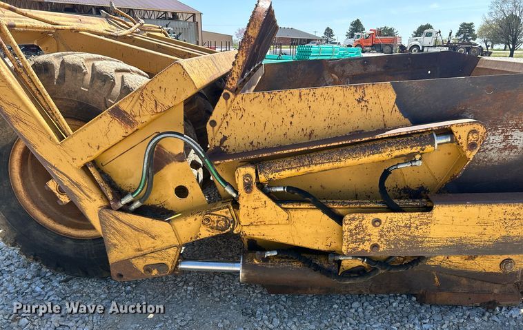 image for item EK2931 1999 Reynolds 14CS scraper