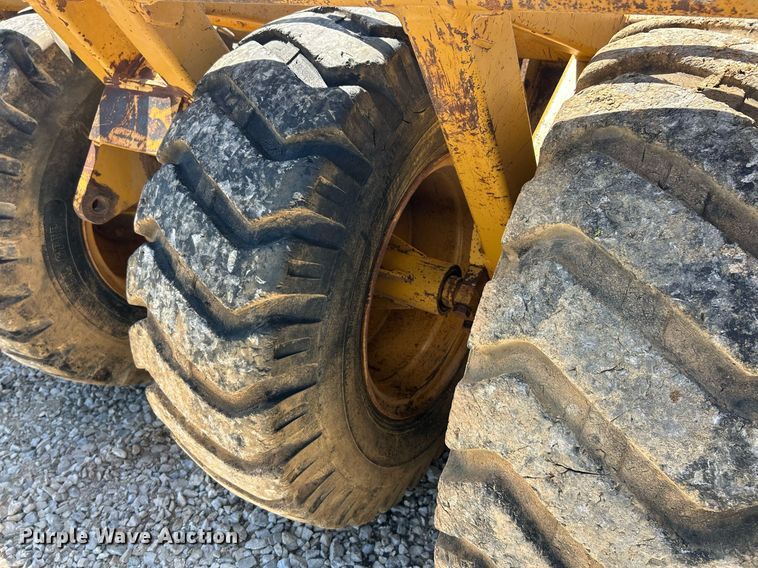 image for item EK2931 1999 Reynolds 14CS scraper