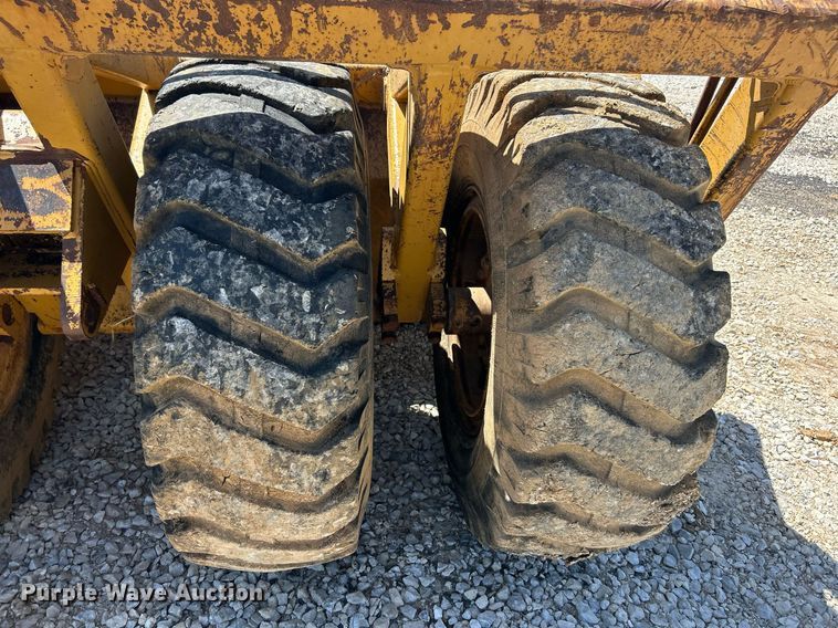 image for item EK2931 1999 Reynolds 14CS scraper