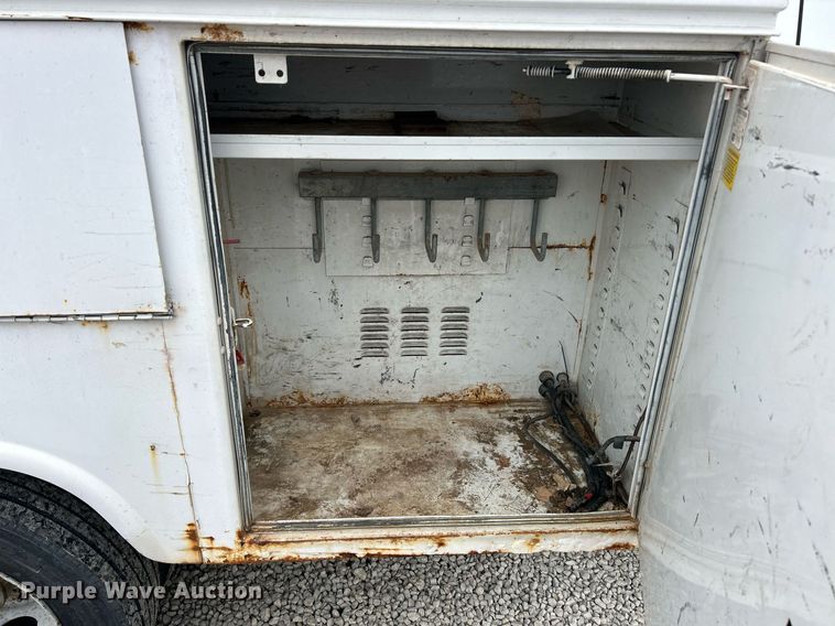 image for item EK2935 2008 Ford F550 Super Duty XL bucket truck