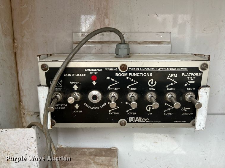 image for item EK2935 2008 Ford F550 Super Duty XL bucket truck