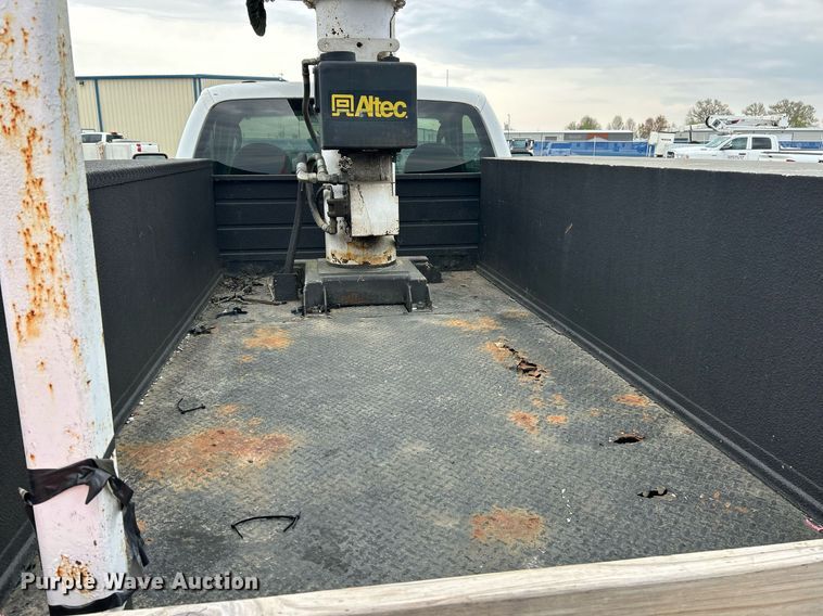 image for item EK2935 2008 Ford F550 Super Duty XL bucket truck