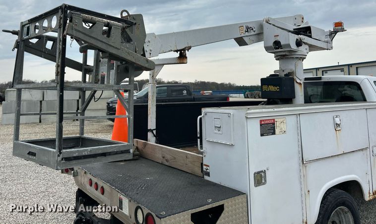 image for item EK2935 2008 Ford F550 Super Duty XL bucket truck