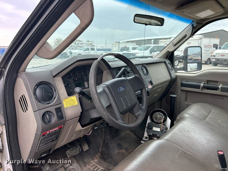 image for item EK2935 2008 Ford F550 Super Duty XL bucket truck