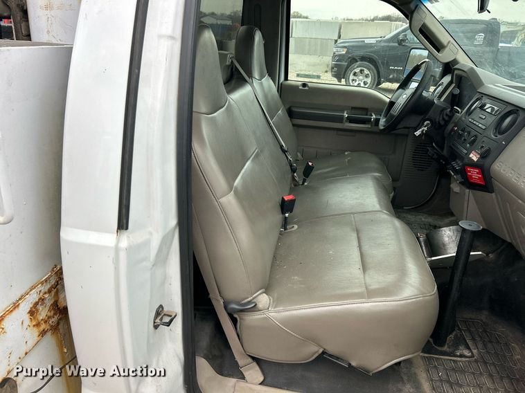image for item EK2935 2008 Ford F550 Super Duty XL bucket truck