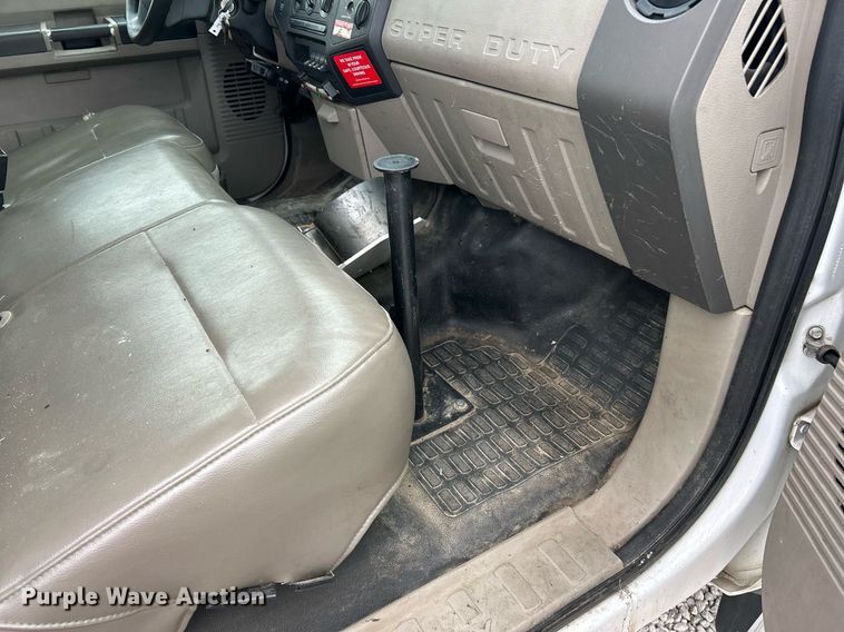 image for item EK2935 2008 Ford F550 Super Duty XL bucket truck