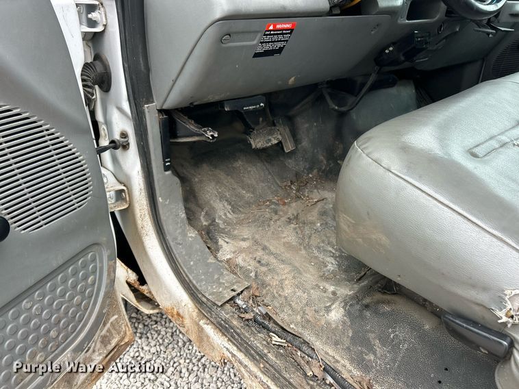 image for item EK2936 2004 Ford F450 Super Duty XL bucket truck