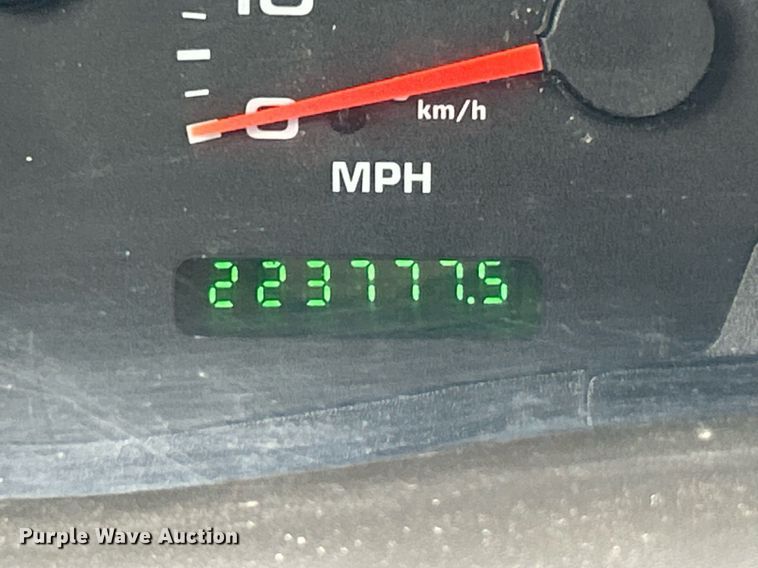 image for item EK2936 2004 Ford F450 Super Duty XL bucket truck