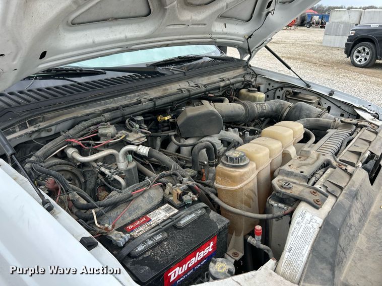 image for item EK2936 2004 Ford F450 Super Duty XL bucket truck