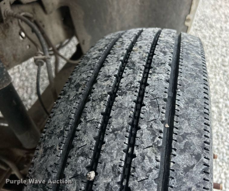 image for item EK2936 2004 Ford F450 Super Duty XL bucket truck