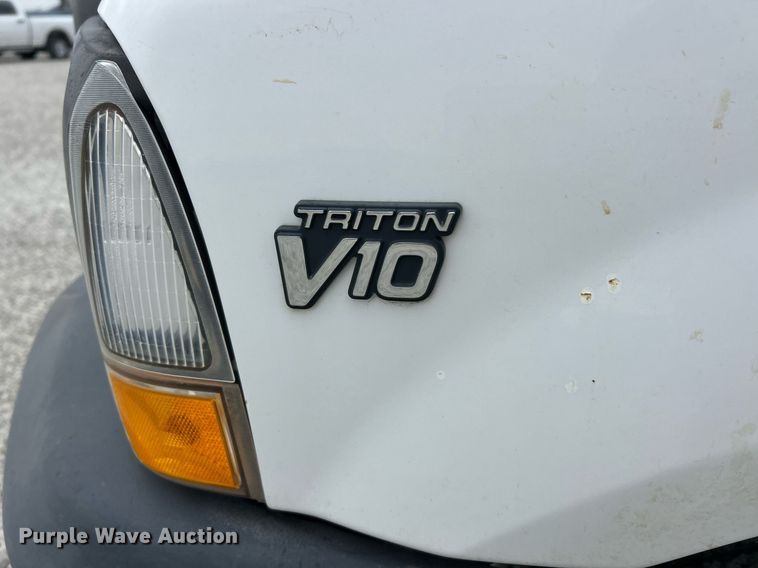 image for item EK2936 2004 Ford F450 Super Duty XL bucket truck