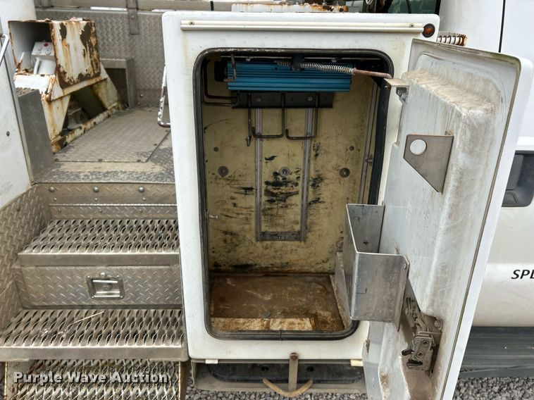 image for item EK2937 2009 Ford F550 Super Duty XL bucket truck