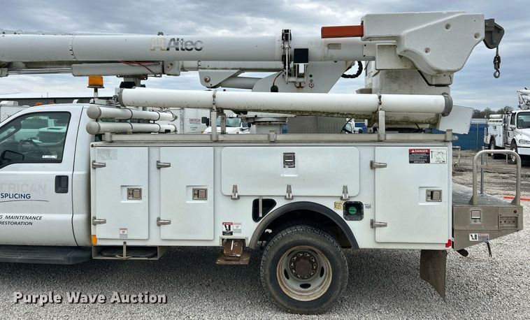 image for item EK2937 2009 Ford F550 Super Duty XL bucket truck