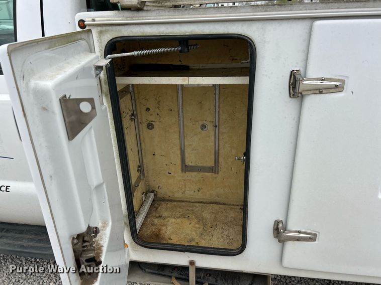 image for item EK2937 2009 Ford F550 Super Duty XL bucket truck