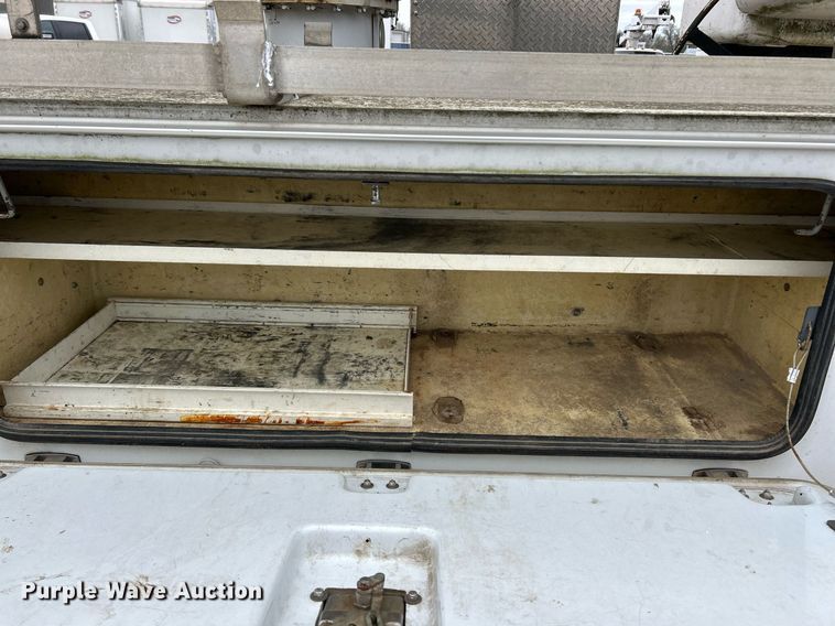 image for item EK2937 2009 Ford F550 Super Duty XL bucket truck