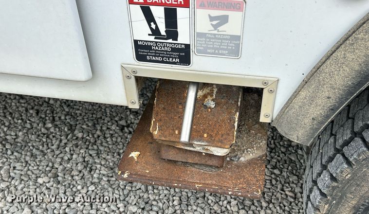 image for item EK2937 2009 Ford F550 Super Duty XL bucket truck